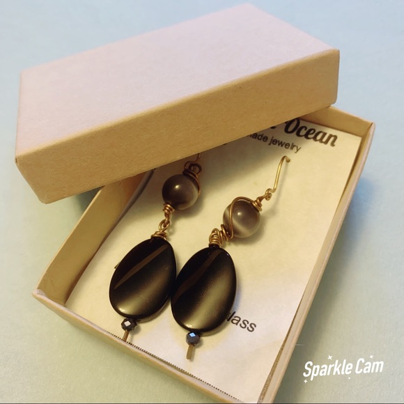 Smile The Ocean Handmade Brass Cat’s Eye Earrings - Picture 4 of 4